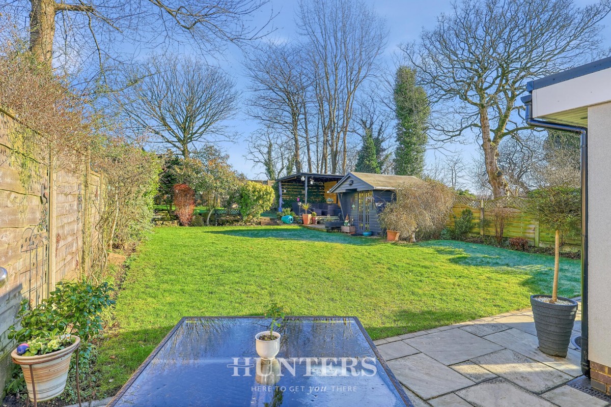 Stanycliffe Lane, Middleton, Manchester, M24