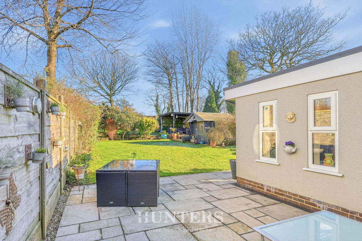 Stanycliffe Lane, Middleton, Manchester, M24