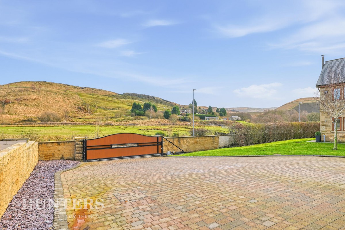 Lower Wicken View, Todmorden Road, Littleborough, OL15 9AQ