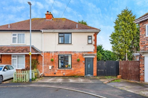 Steere Avenue, Tamworth