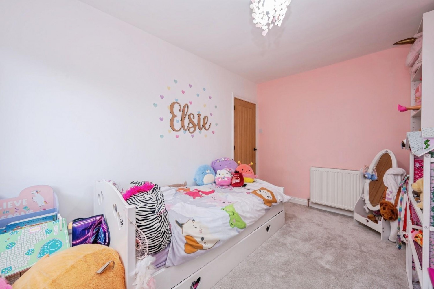 Steere Avenue, Tamworth