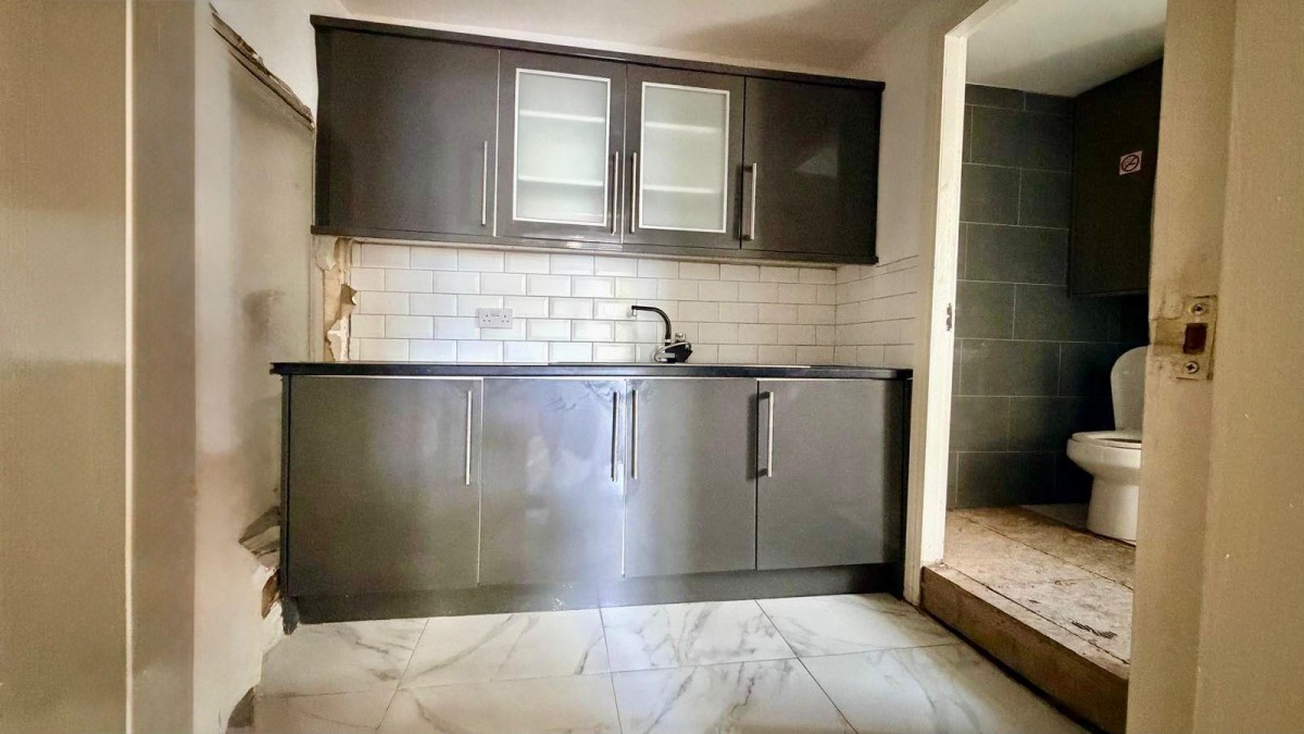 Huddersfield Road, Liversedge