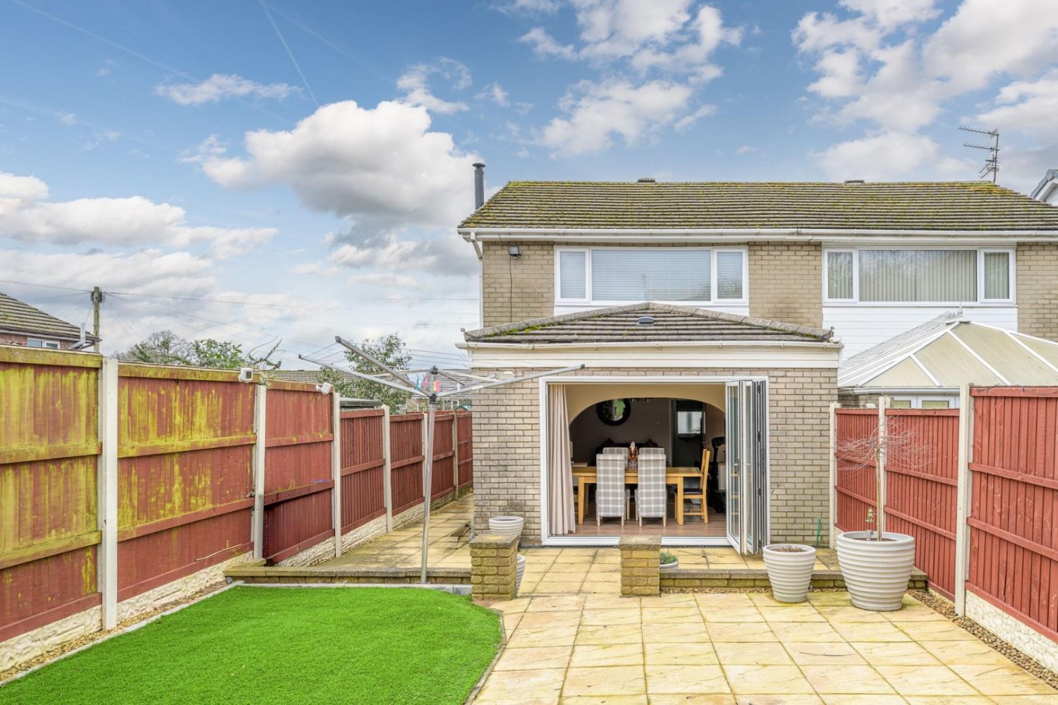 Thornleigh, Lower Gornal