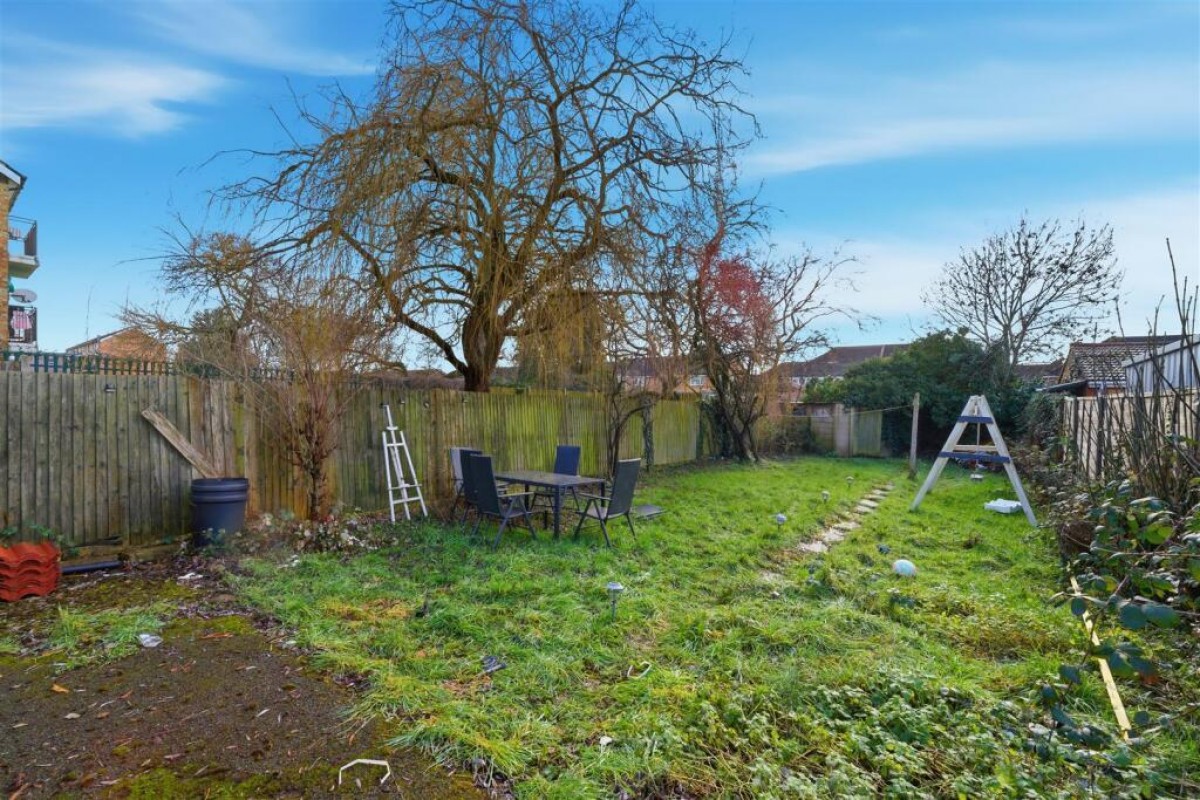 Croyde Avenue, Hayes
