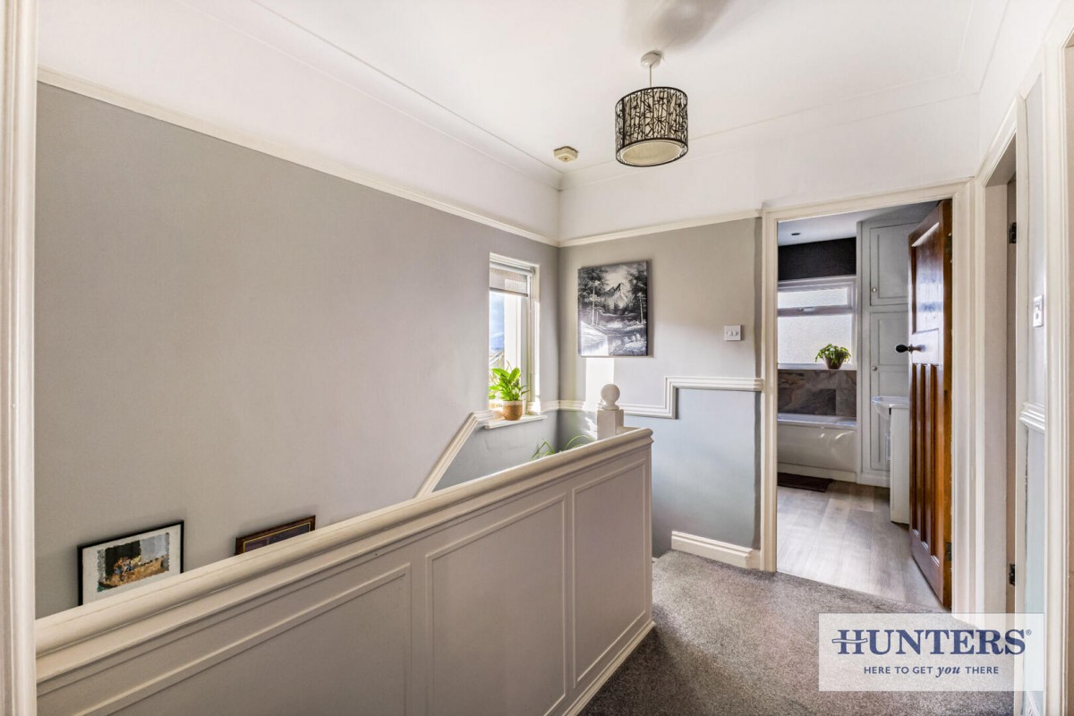 Layton Lane, Rawdon, Leeds