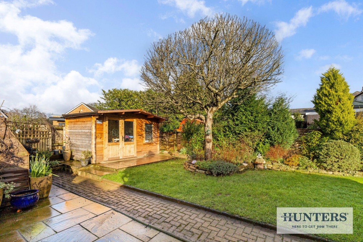 Layton Lane, Rawdon, Leeds