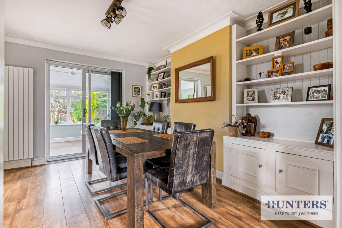 Layton Lane, Rawdon, Leeds