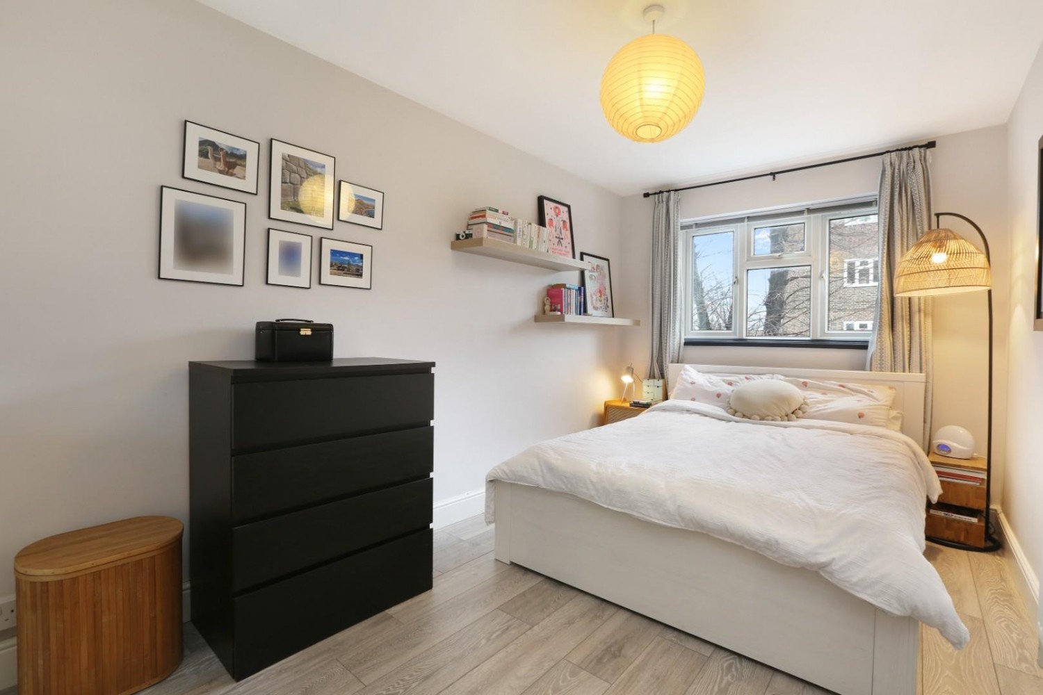 Lowth Road, London, SE5