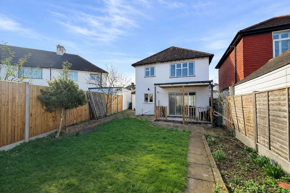 Briarwood Road, Epsom