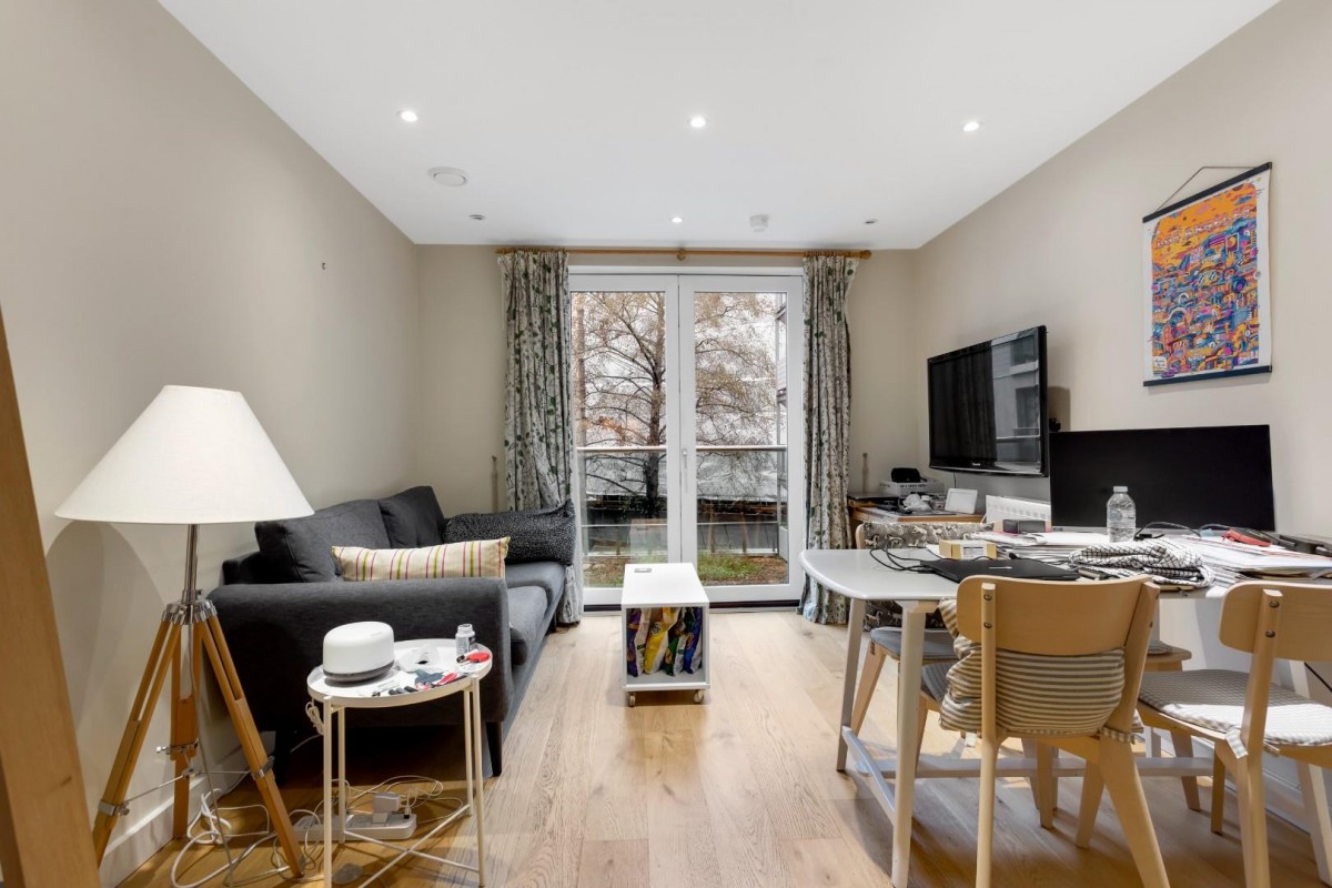 Devizes Street, London, N1