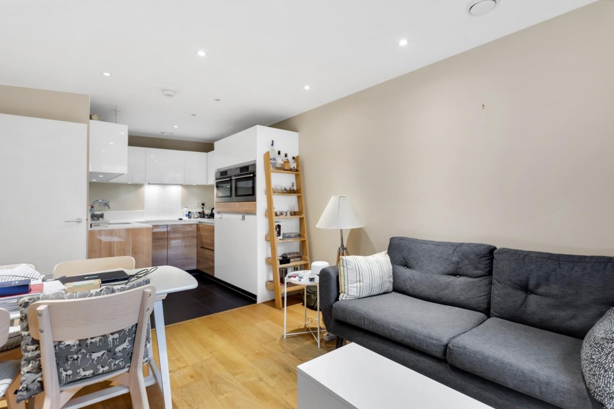 Devizes Street, London, N1