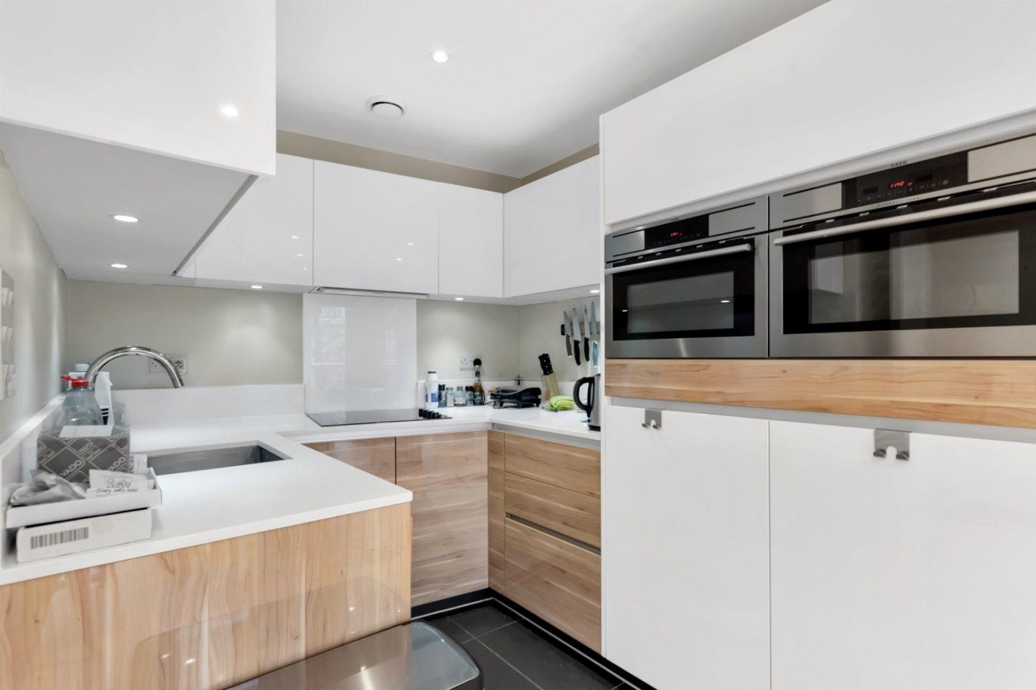 Devizes Street, London, N1