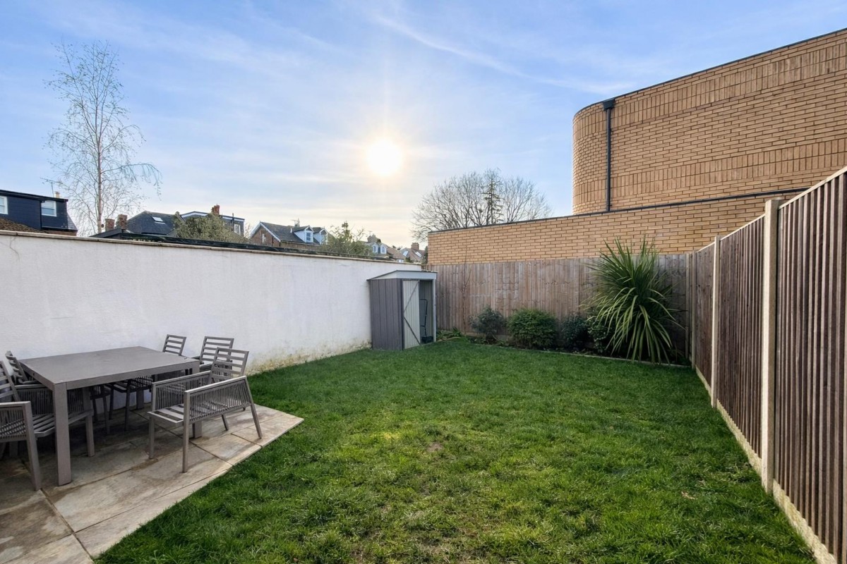 Lime Grove, New Malden