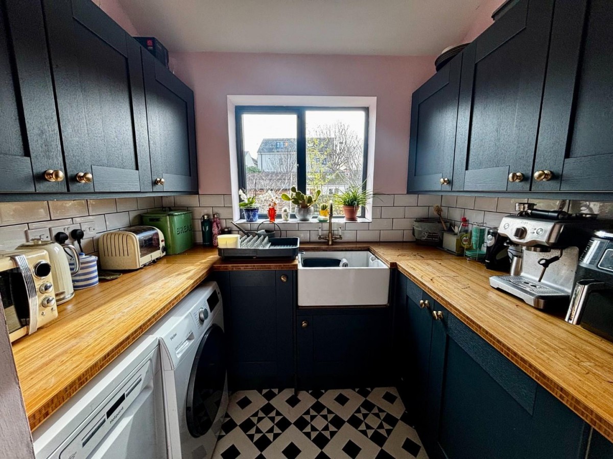 Cooksley Road, Redfield, Bristol BS5 9DN