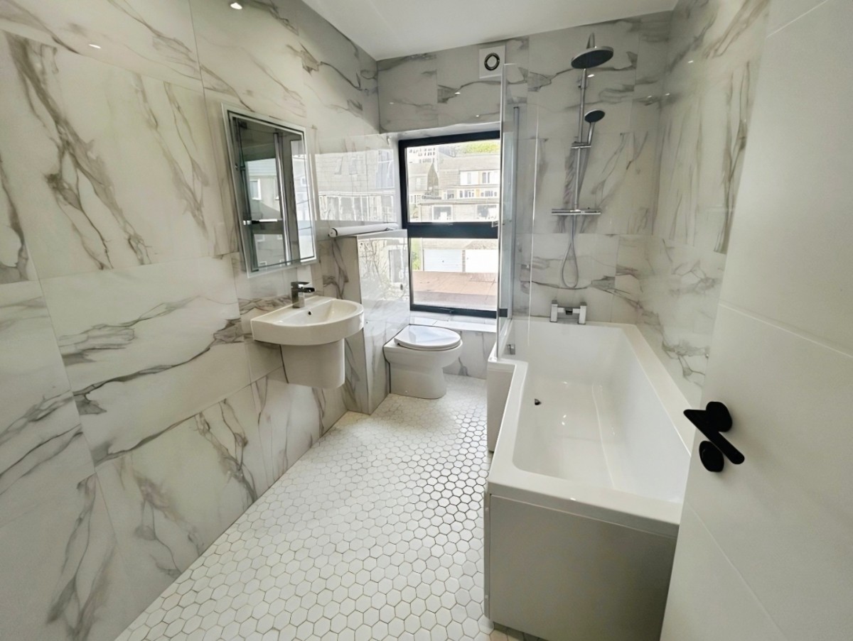 Sandgate Esplanade, Sandgate, Folkestone