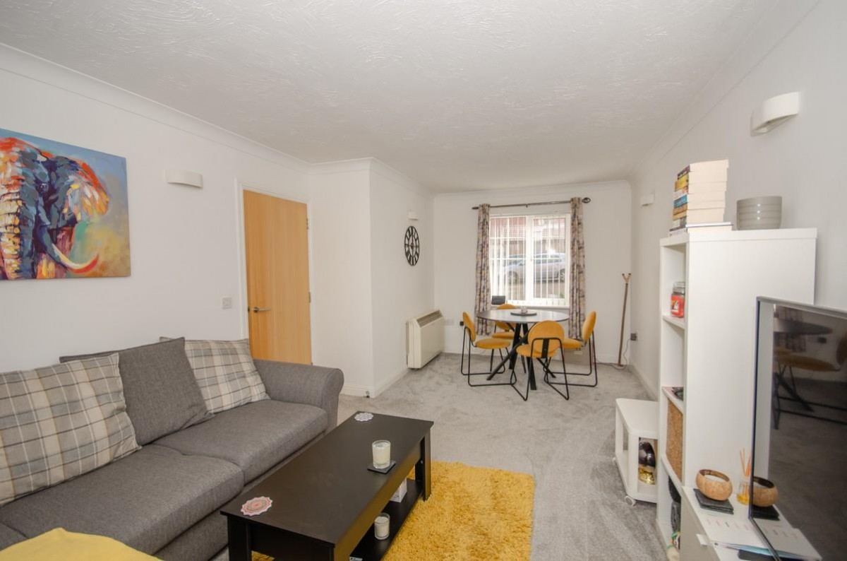 Pinkers Mead, Emersons Green, Bristol, BS16 7JA