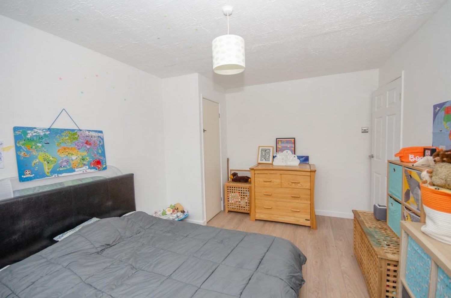 Sutherland Avenue, Downend, Bristol, BS16 6QW