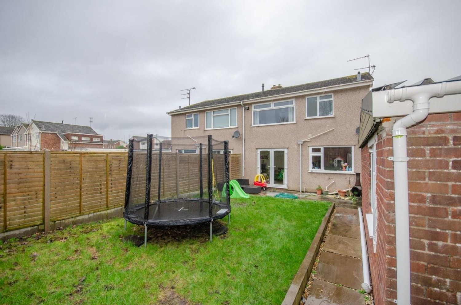 Sutherland Avenue, Downend, Bristol, BS16 6QW