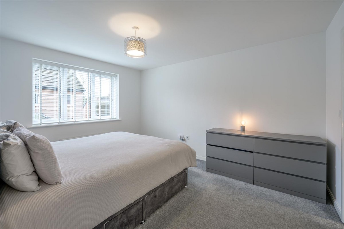 Red Oak Drive, Lea Castle, Cookley, DY10 3GH