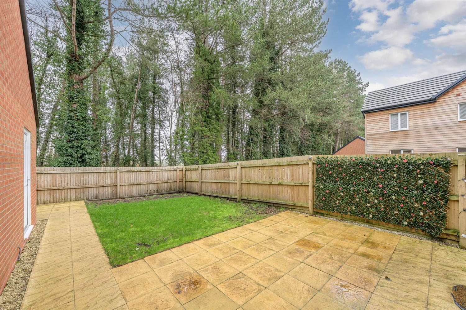 Red Oak Drive, Lea Castle, Cookley, DY10 3GH