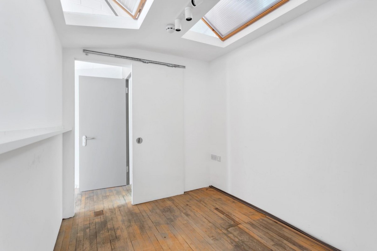 Blackstock Mews, London, N4