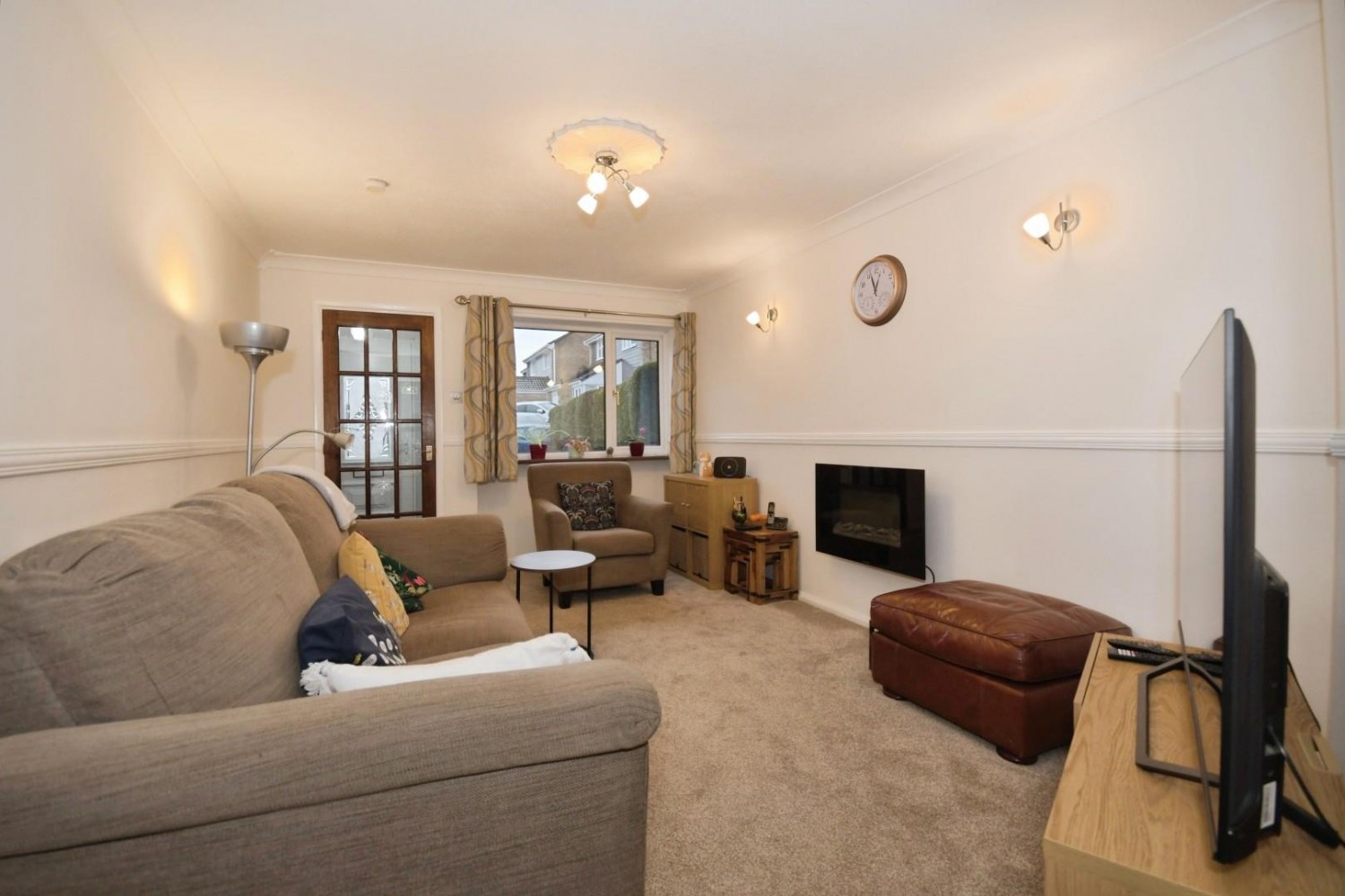 Hillside Drive, Walton, Chesterfield, S40 2DB