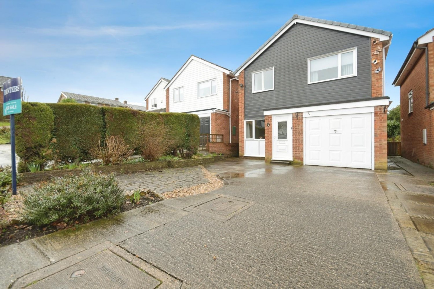 Hillside Drive, Walton, Chesterfield, S40 2DB