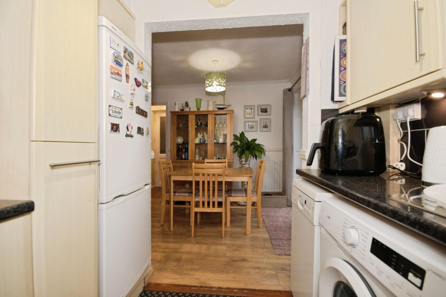 Hillside Drive, Walton, Chesterfield, S40 2DB