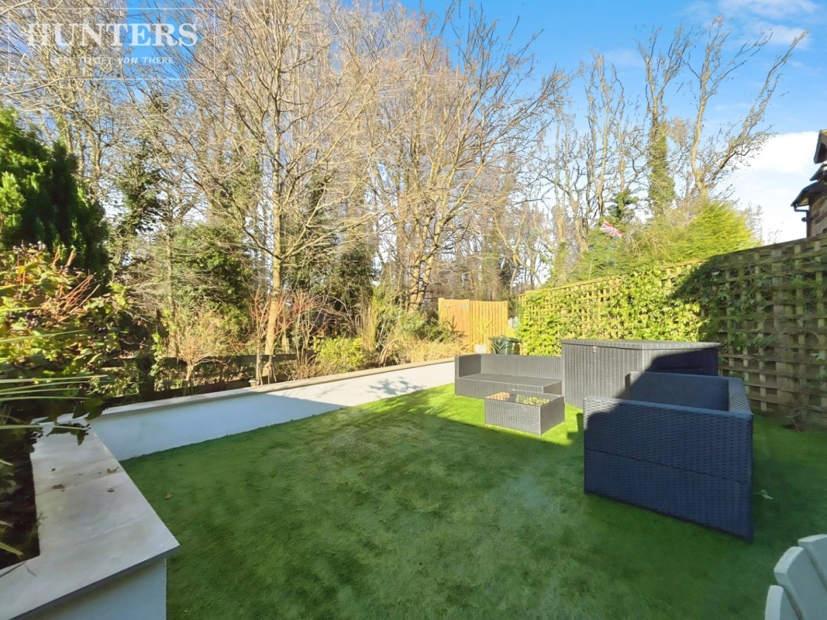 Alexander Gardens, Cawthorne, Barnsley, S75 4EW