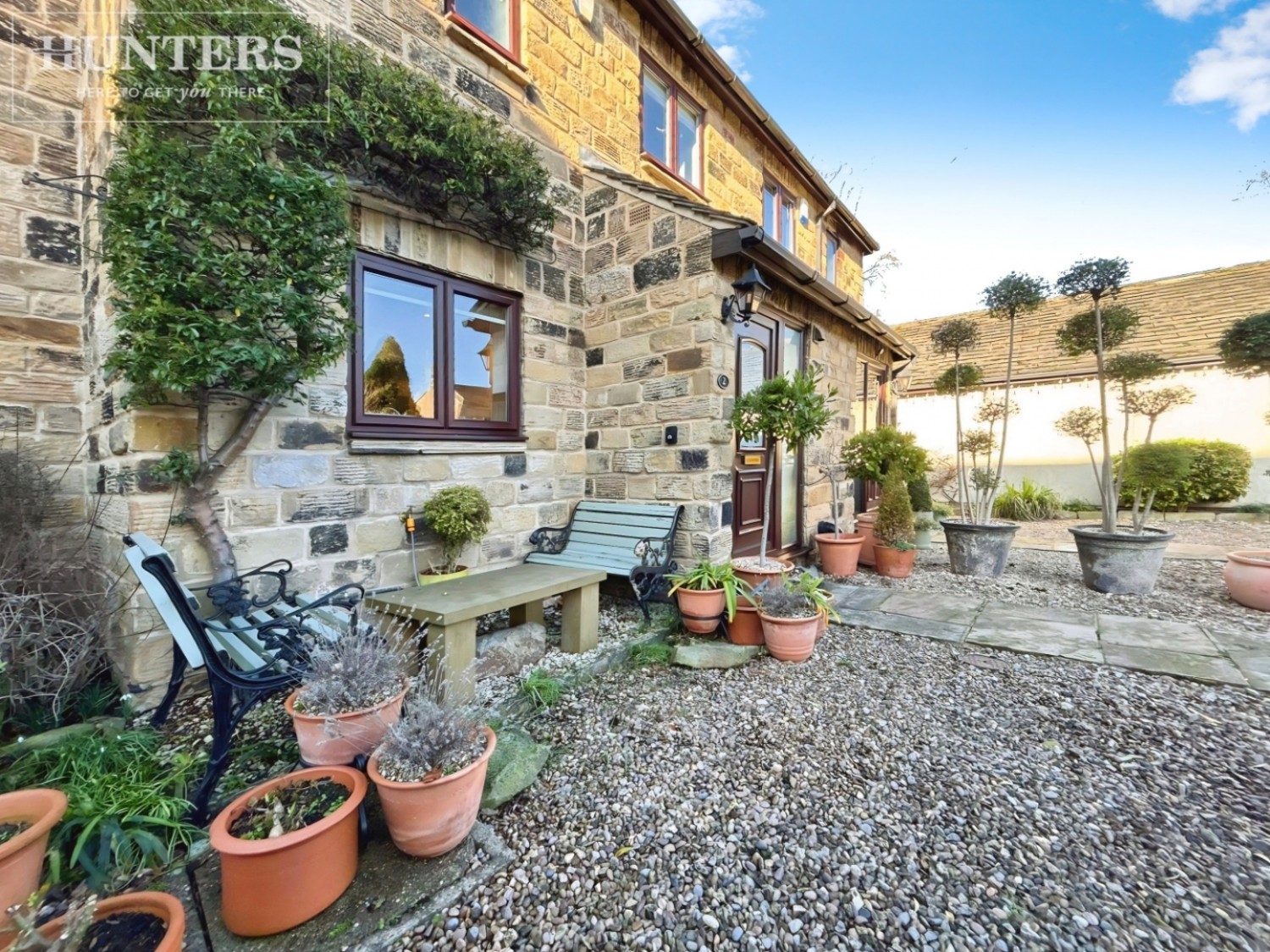 Alexander Gardens, Cawthorne, Barnsley, S75 4EW