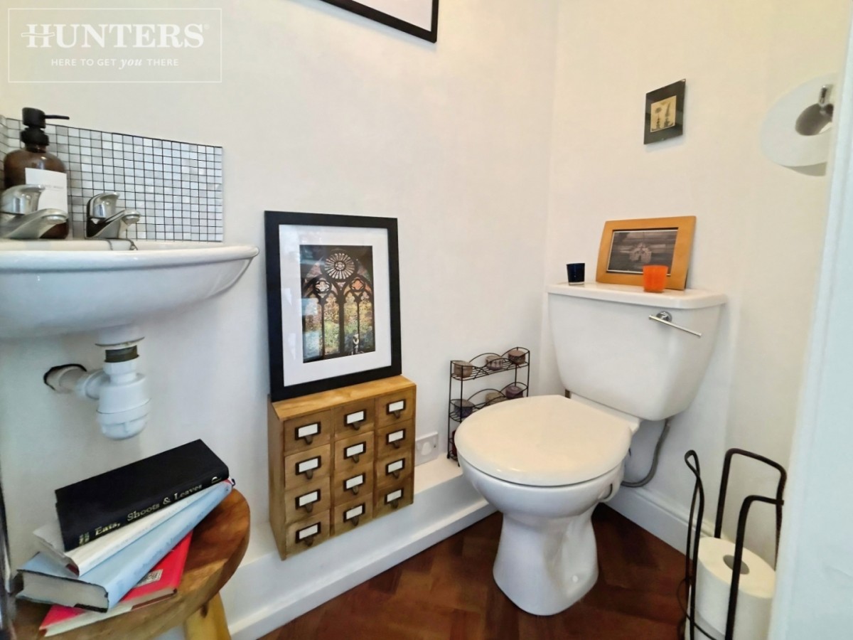 Alexander Gardens, Cawthorne, Barnsley, S75 4EW