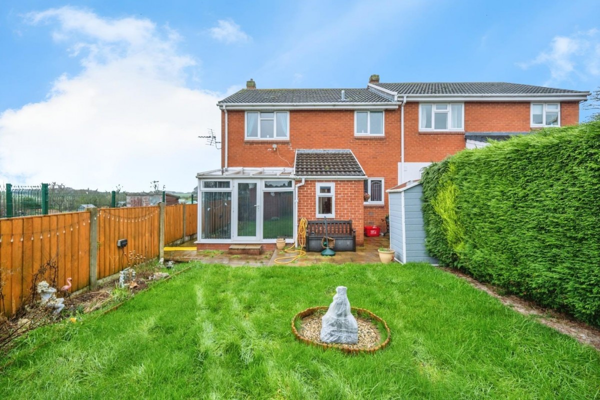 Waverton Avenue, Warton, Tamworth