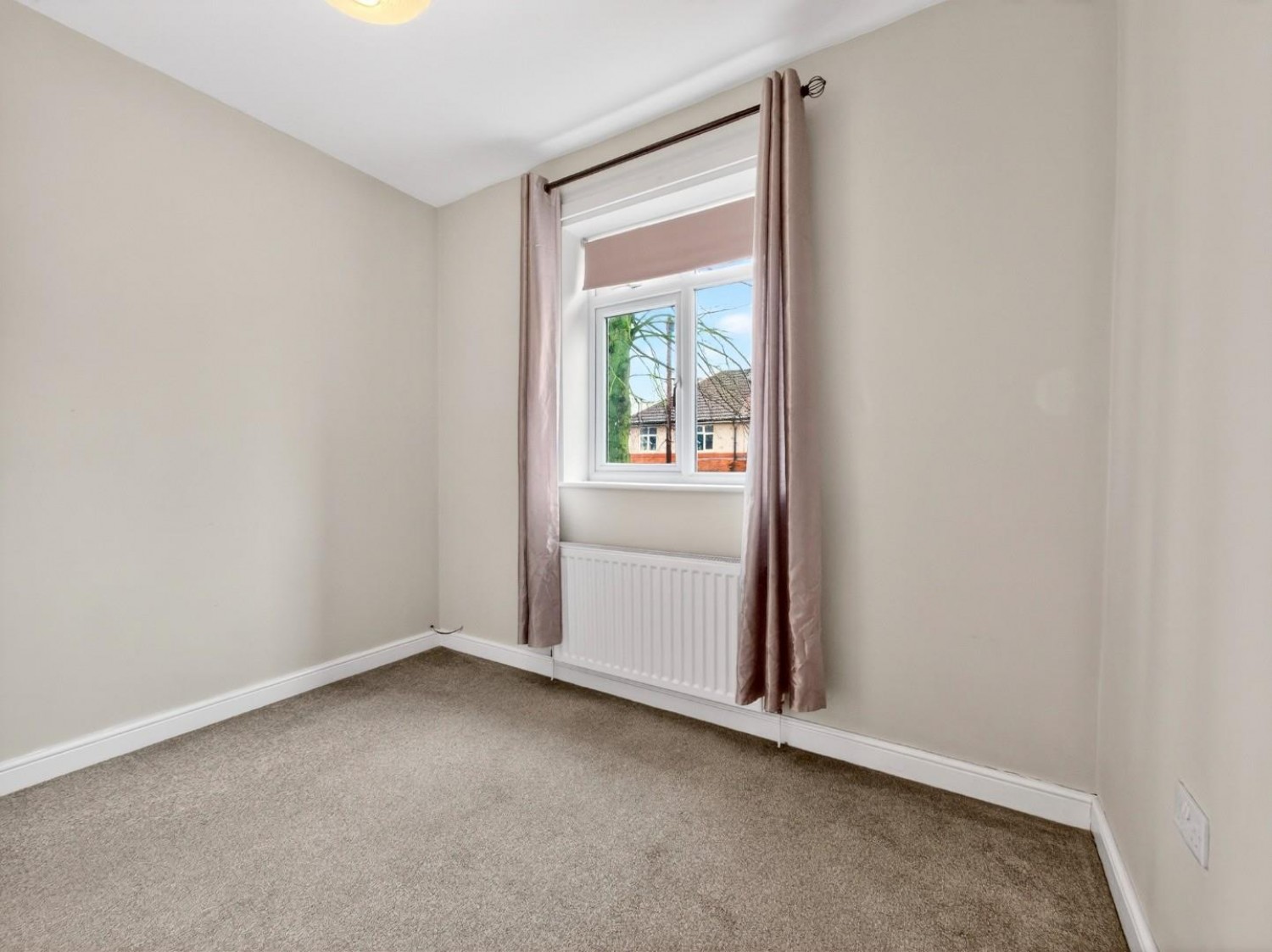 2 bedroom Bungalow for sale in Malvern Avenue, York