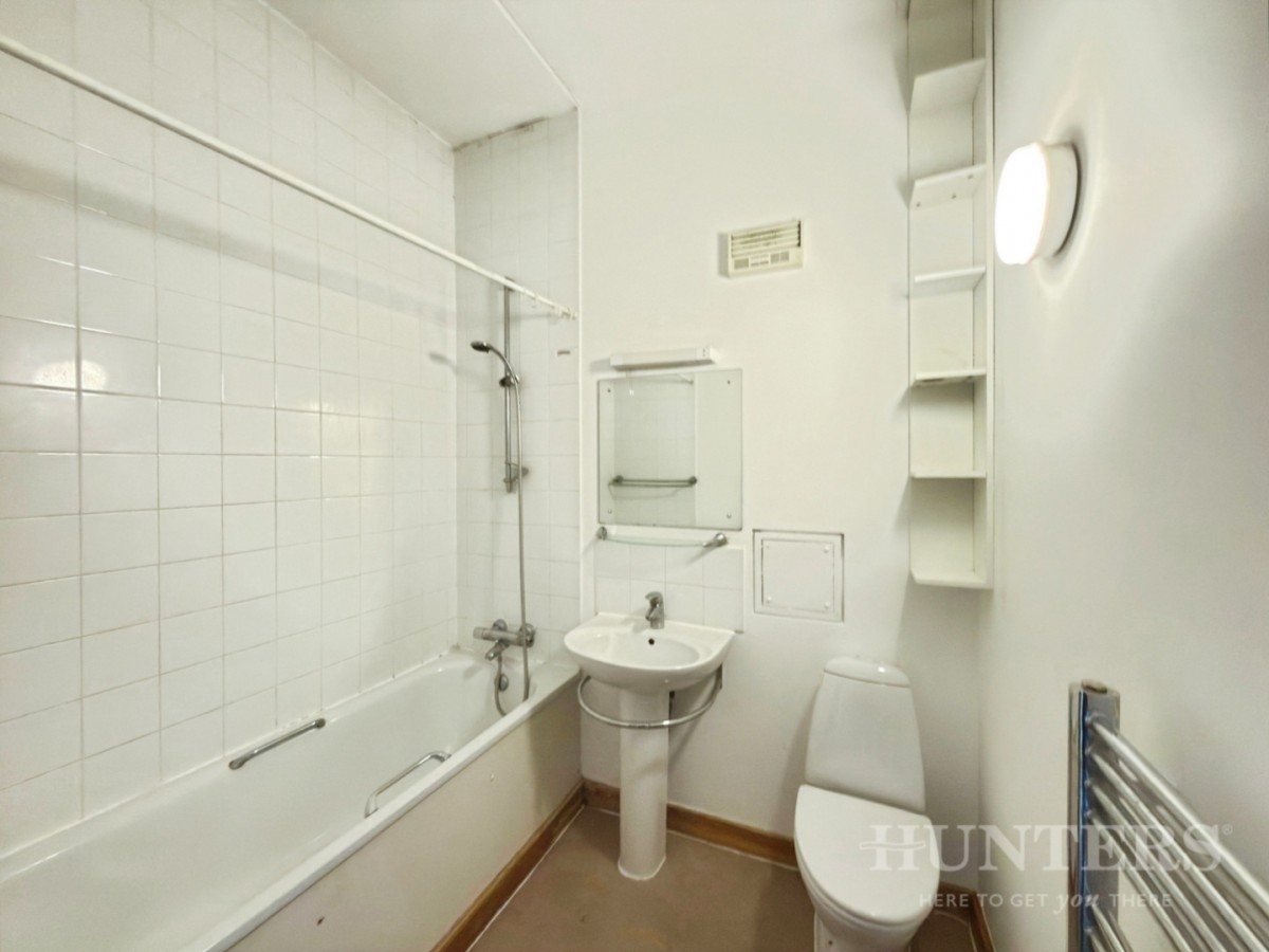 Helios Road, Wallington, Surrey, SM6 7BZ