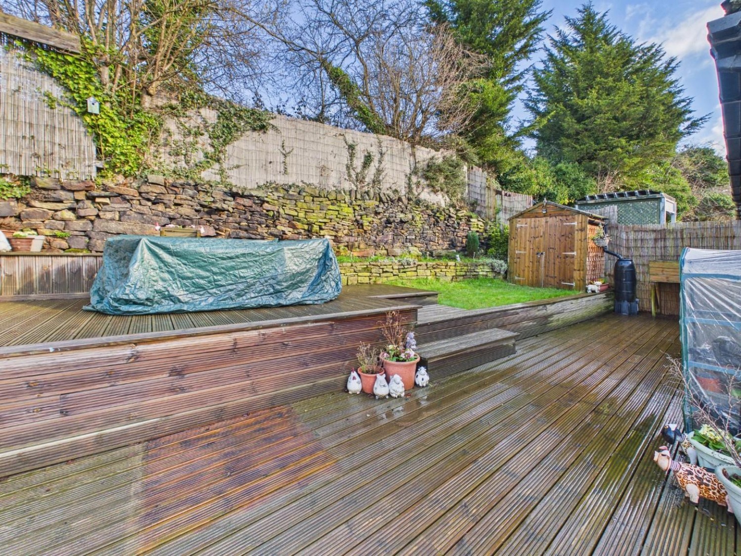 Moor View Court, Sandbeds, Keighley