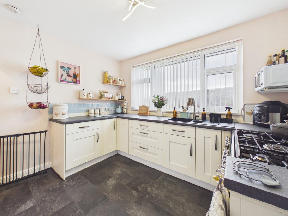 Moor View Court, Sandbeds, Keighley