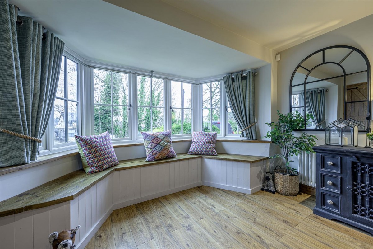 Hainult Close, Wordsley, DY8 5PB