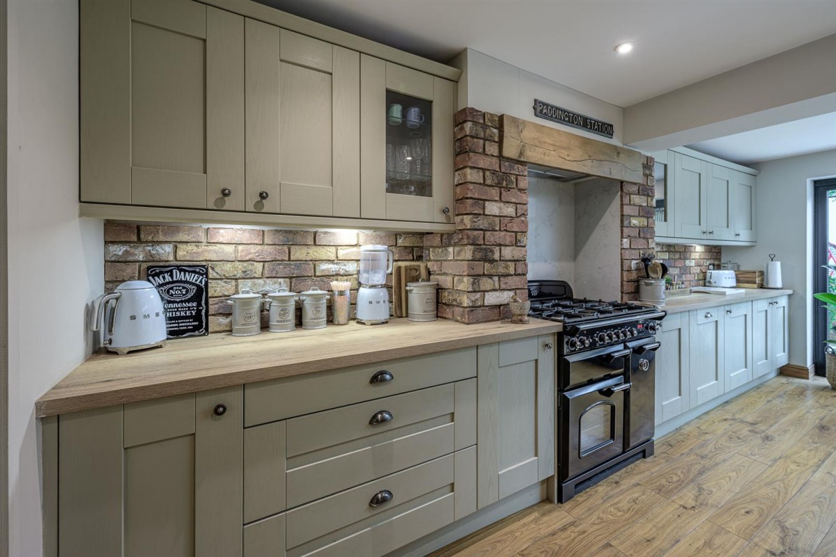 Hainult Close, Wordsley, DY8 5PB