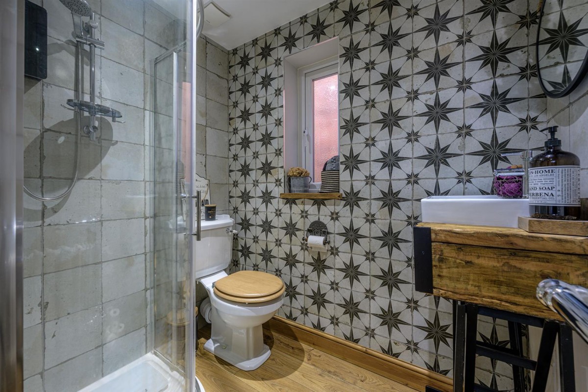 Hainult Close, Wordsley, DY8 5PB