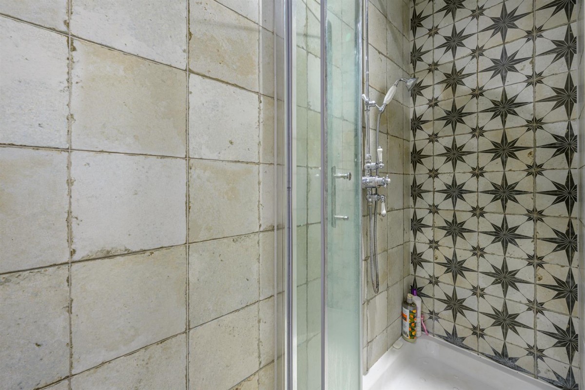 Hainult Close, Wordsley, DY8 5PB