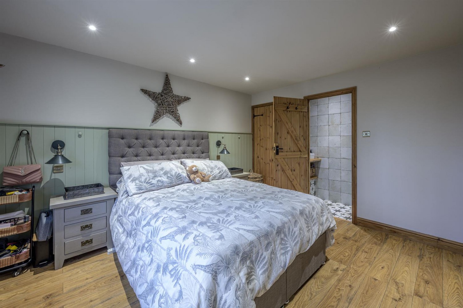 Hainult Close, Wordsley, DY8 5PB