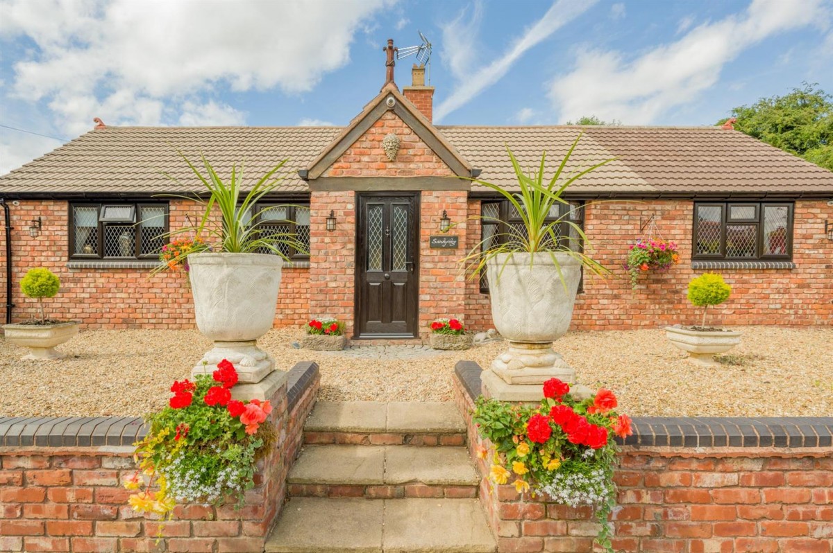 Sandy Ridge, Draycott, Claverley, WV5 7EA