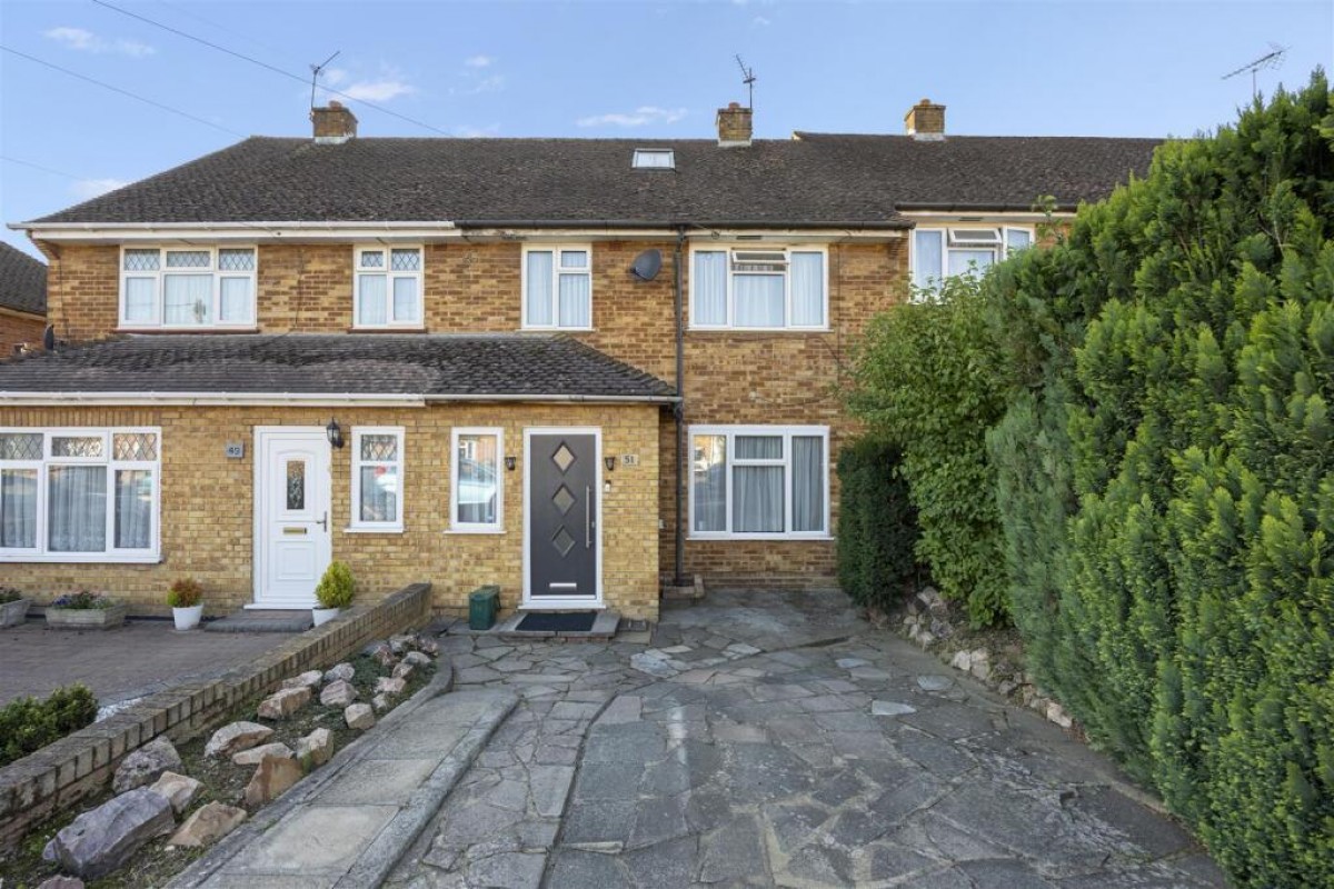 Nine Elms Avenue, Uxbridge