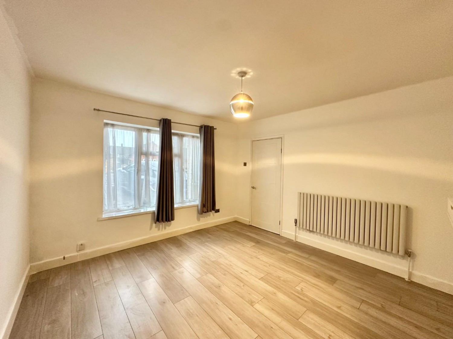 Nine Elms Avenue, Uxbridge