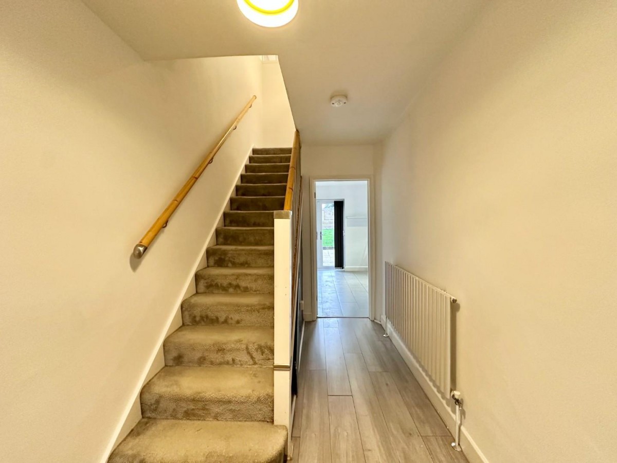 Nine Elms Avenue, Uxbridge