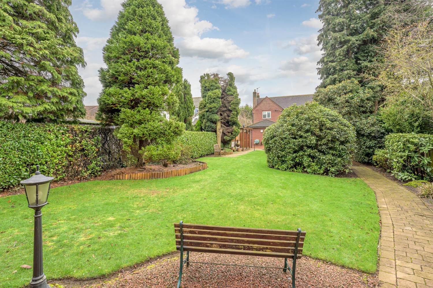 South Way, Pedmore Hall Lane, Stourbridge, DY9 0SS