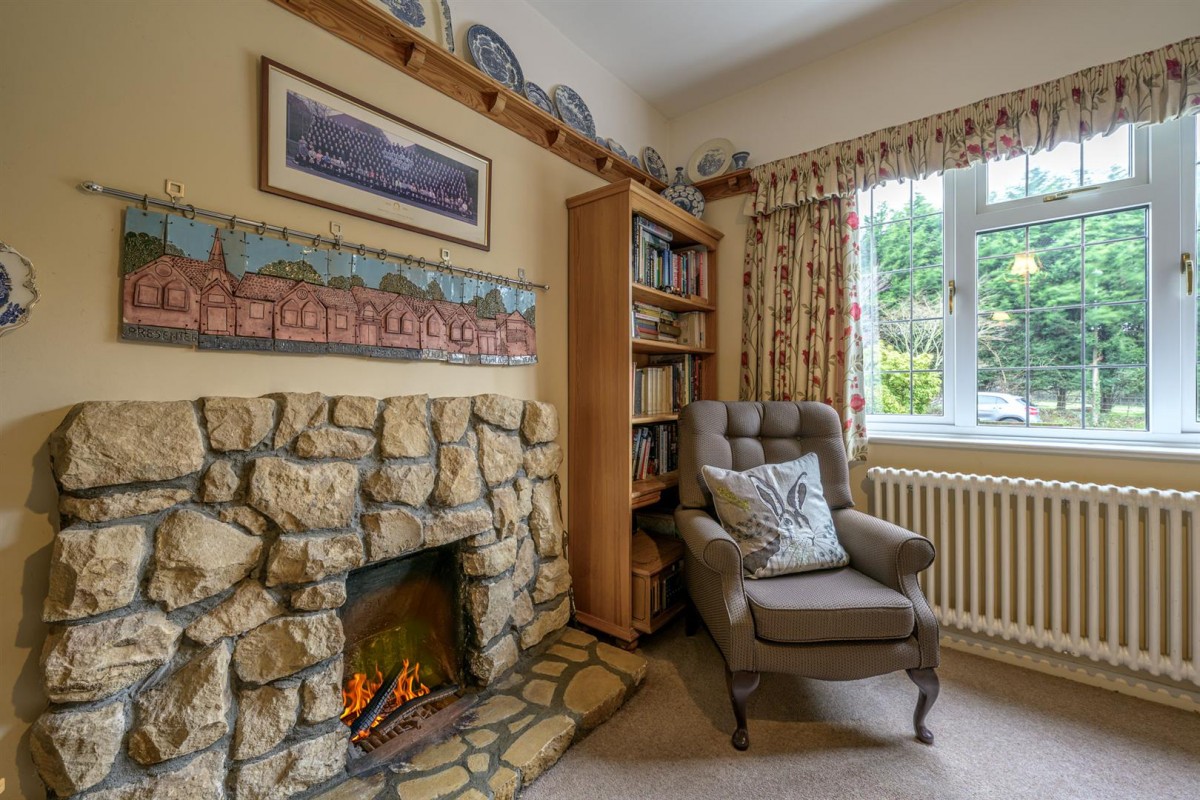 South Way, Pedmore Hall Lane, Stourbridge, DY9 0SS