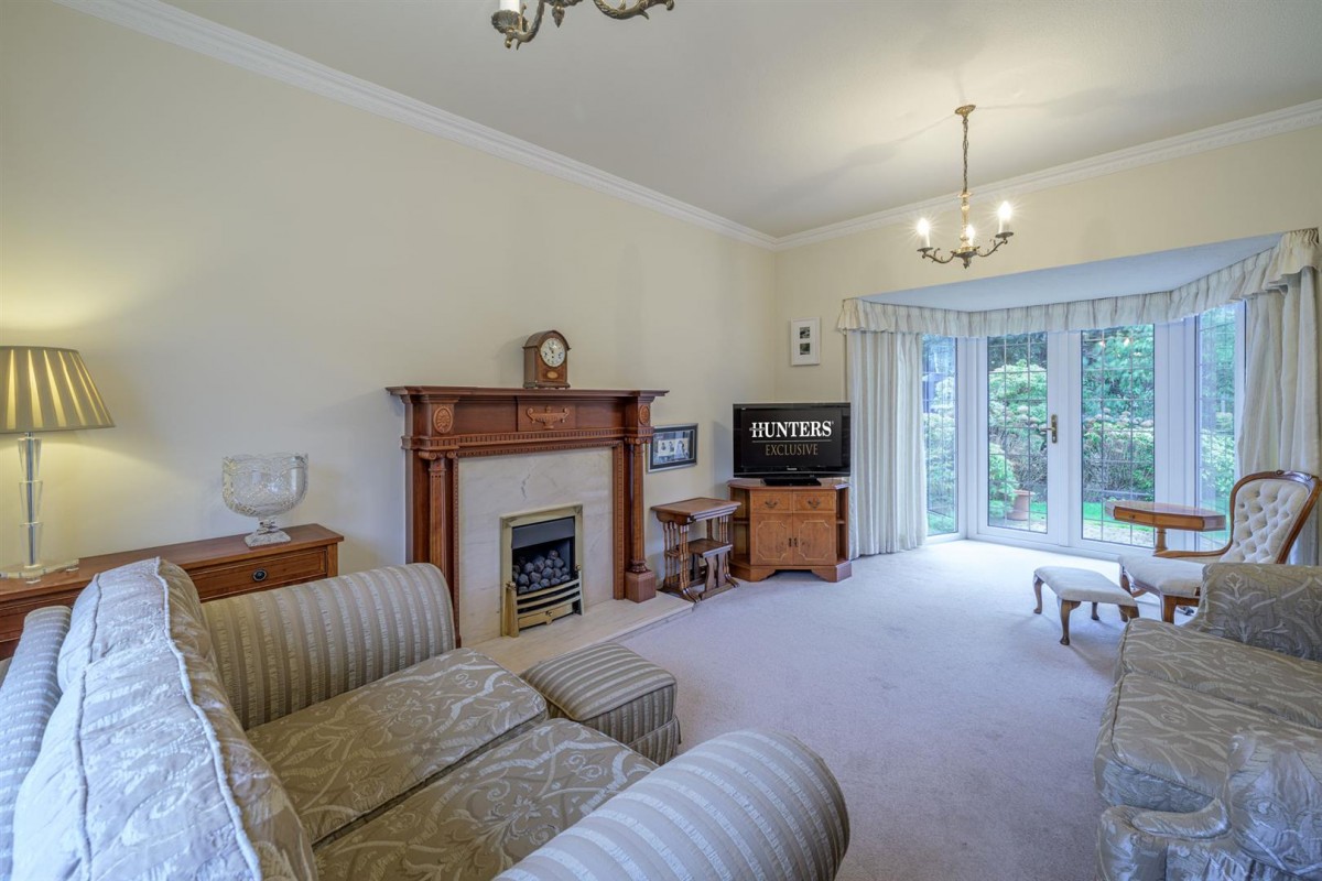 South Way, Pedmore Hall Lane, Stourbridge, DY9 0SS