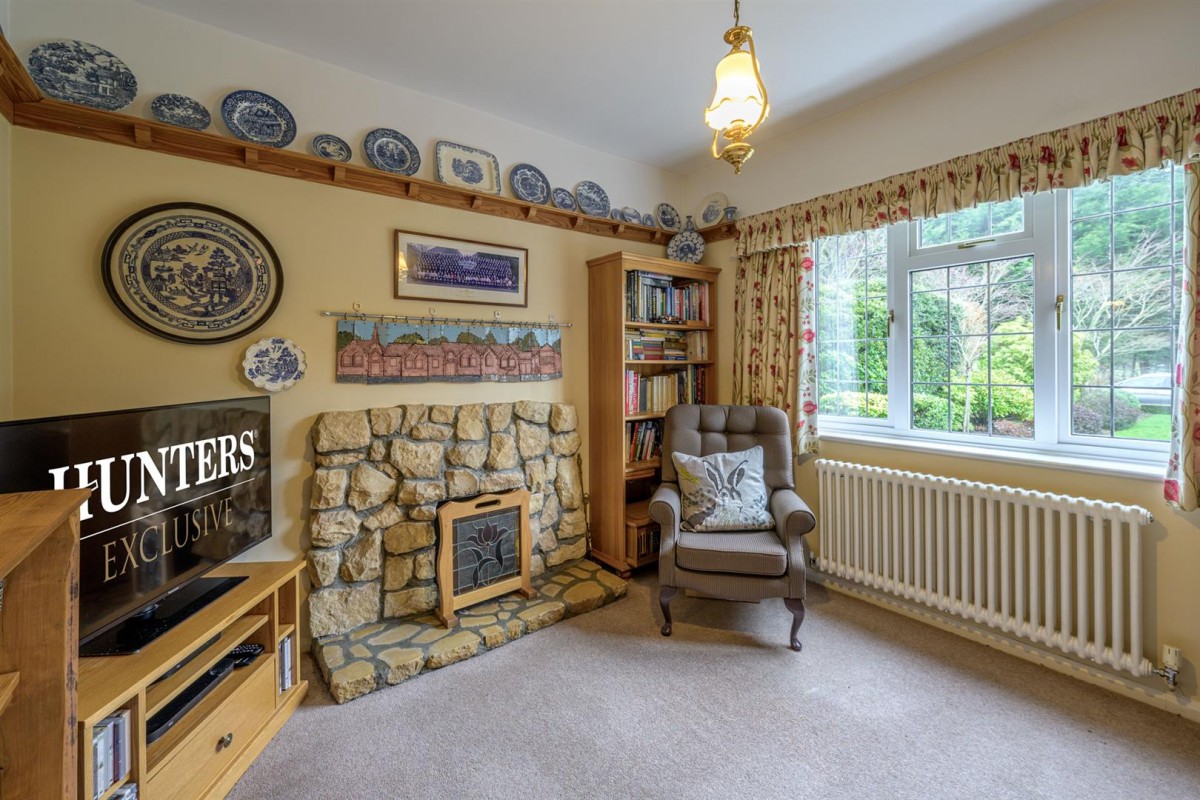 South Way, Pedmore Hall Lane, Stourbridge, DY9 0SS