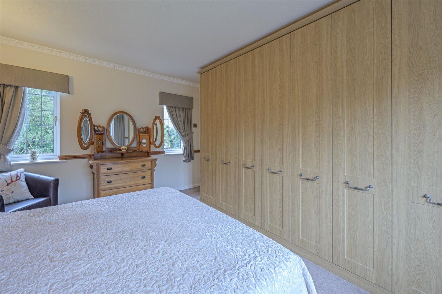 South Way, Pedmore Hall Lane, Stourbridge, DY9 0SS